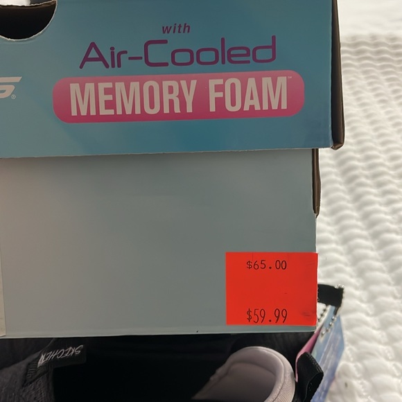 New Skechers memory foam - Picture 8 of 10